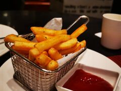 -WOLFGANG PUCK KITCHEN & BAR(迪士尼小镇店)