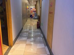 -香山湖家家宴(中山陵店)