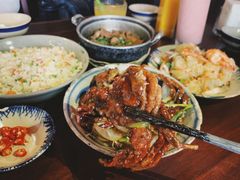 -Cuc Gach Quan Restaurant