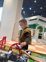 -奈尔宝·儿童乐园·亲子餐厅(华采天地店)