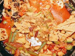 -鸣记脆皮烤鱼·海鲜烤鱼(三八广场店)