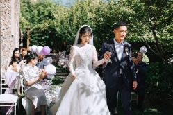 -洋洋婚纱品牌集合店