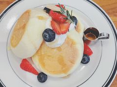 草莓舒芙蕾松饼-幸会吉市(丰泽店)