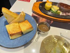 -尊品牛排(绳金塔店)