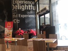 大堂-麦当劳(中山路店)