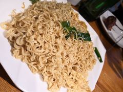 -喝丢一只鞋辣炒海鲜小烧烤(三八广场店)