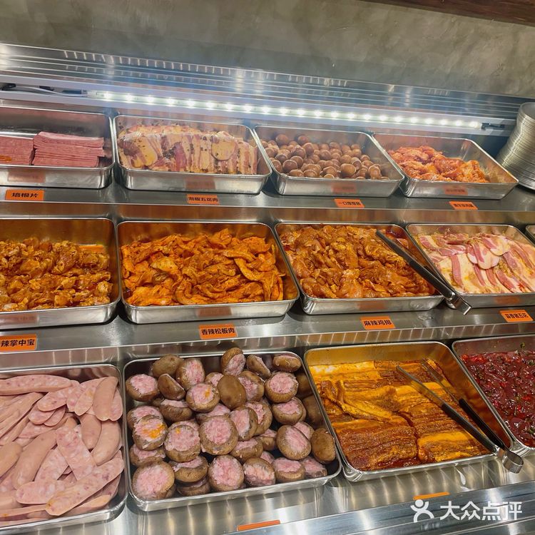 烤肉自助宝藏店！来三次才吃到！还有无限炸鸡