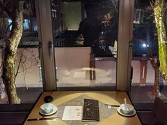-穹六人间 people 6(岳阳路店)