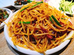 酸辣土豆丝-姥姥家春饼店(佳亿时尚广场店)