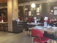 大堂-必胜客(新中纬店)
