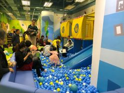 -莫莉幻想儿童乐园(广州番禺永旺店)