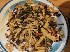 -小厨子私房菜·云南美食店
