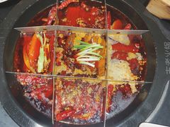 九宫格锅底-重庆古老火锅
