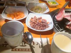 -唯成•韩国炭火烤肉 유성고기