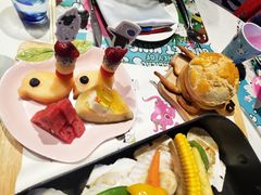 -水桶王国主题餐厅·聚会·生日派对·亲子活动·家庭套餐(亚龙湾希尔顿店)