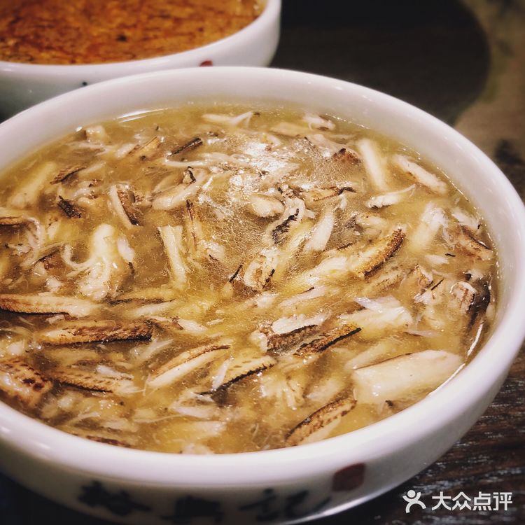 魔都必吃蟹粉面