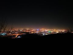 -鬼笑石后山停车场