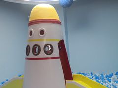 -小门牙好性格托育(北外滩中心)