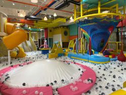 -泛尼尼儿童乐园(文化广场店)