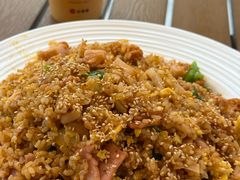 -必胜客(上海华谊新所店)