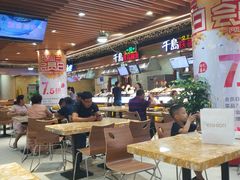 大堂-吃通天美食广场(德辉广场店)