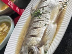 -七的湖·晚芳亭·阳澄湖农家菜·大闸蟹(莲花岛店)