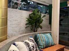 二楼景观位-O'mills Sourdough Bakery&Bistro(永嘉路店)