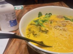 酸汤雪花肥牛面-和府捞面(东直门银座店)