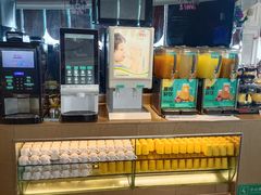 -荣誉国际酒店-云顶旋转餐厅