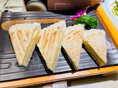 青稞小米饼-品味泸沽湖•民族特色菜(大落水店)