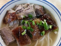 -香辉食馆(新兴路店)