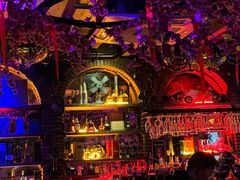 -周庄红庭演艺酒吧