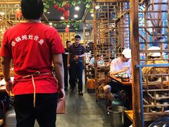 大堂-铁锅炖灶台鱼老三炖鱼馆