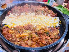 芝士鸡排火锅-高基五春川炒鸡排(威海总店)