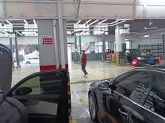 -哈贝卡汽车服务连锁(高新二路店)