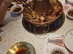 -老佛爷铜炉蛙锅(东门老街店)