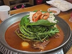 -喇喇排骨火锅·传统韩式脊骨汤(望京西园总店)