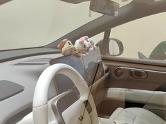 -理想汽车(世纪汇店)