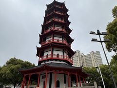 -绳金塔