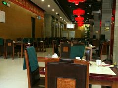 大堂-满旗楼 北京烤鸭·涮羊肉火锅(武昌店)