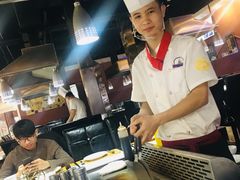 -利昂法式铁板主题餐厅(新奥购物中心店)