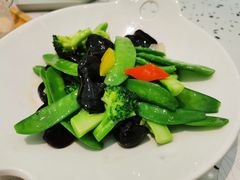 橄榄油炒田园时蔬-大树餐厅(朝阳大悦城店)