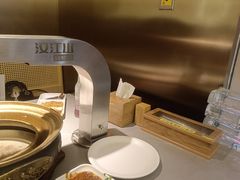-山焱·炭火自助烤肉(周浦万达店)