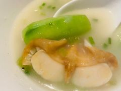 粥水浸象拔蚌-皇朝会.经典传统粤菜(外滩店)