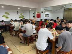 大堂-黄师奶甜品店
