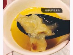 -鲜入围煮花胶鸡海鲜火锅