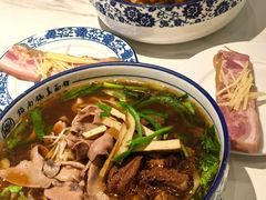 -镇南锅盖面馆(解放路店)