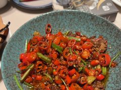 -八府香鸭·啫啫煲(华山路店)