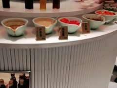 -三人行骨头王火锅(长寿店)