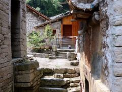 -高荡千年布依古寨旅游景区